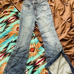 Forever 21 High Rise Flare Jeans (Dark Wash)